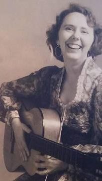 Virginia-Schawacker-with-guitar