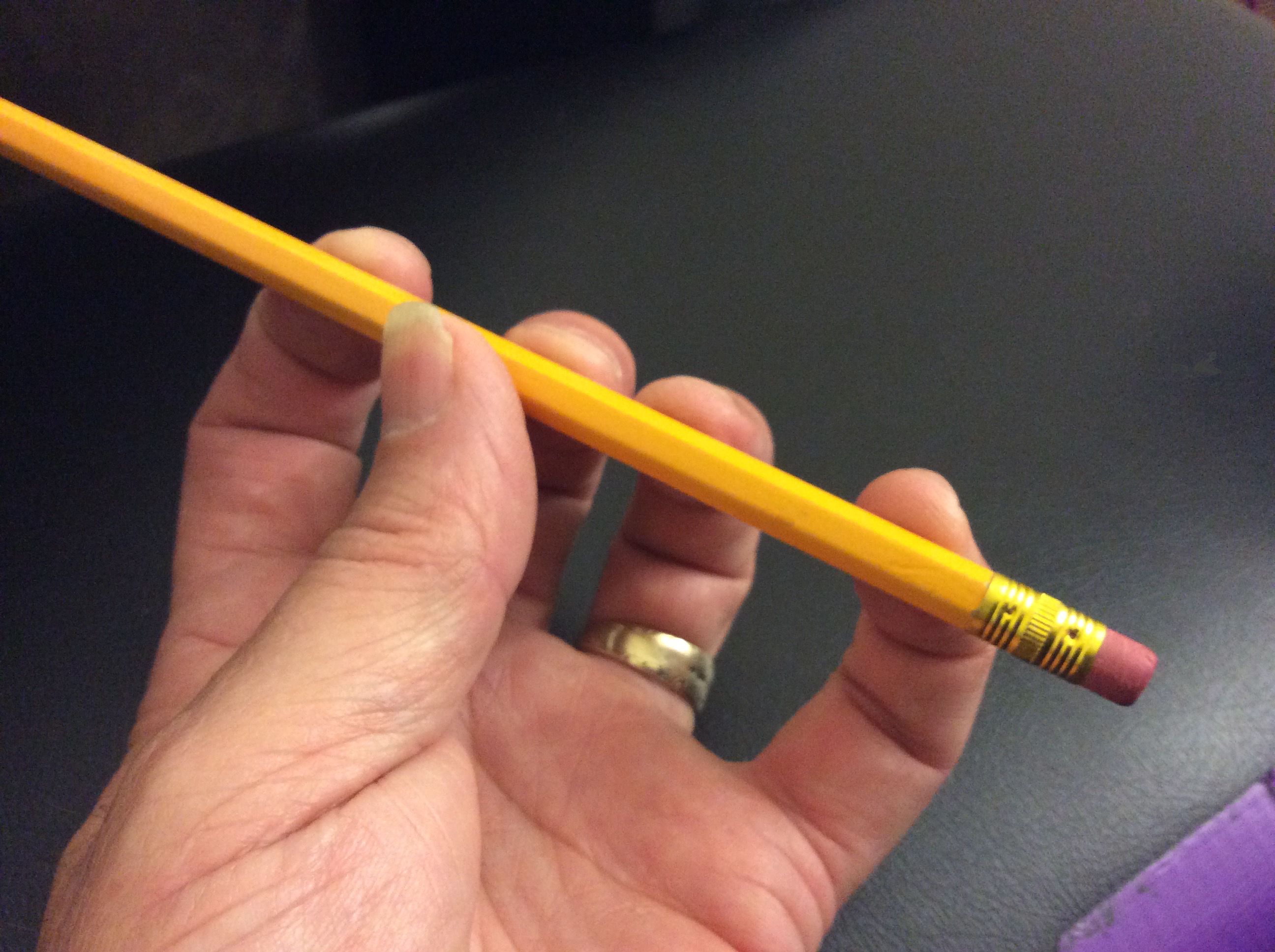Thumb_on_pencil